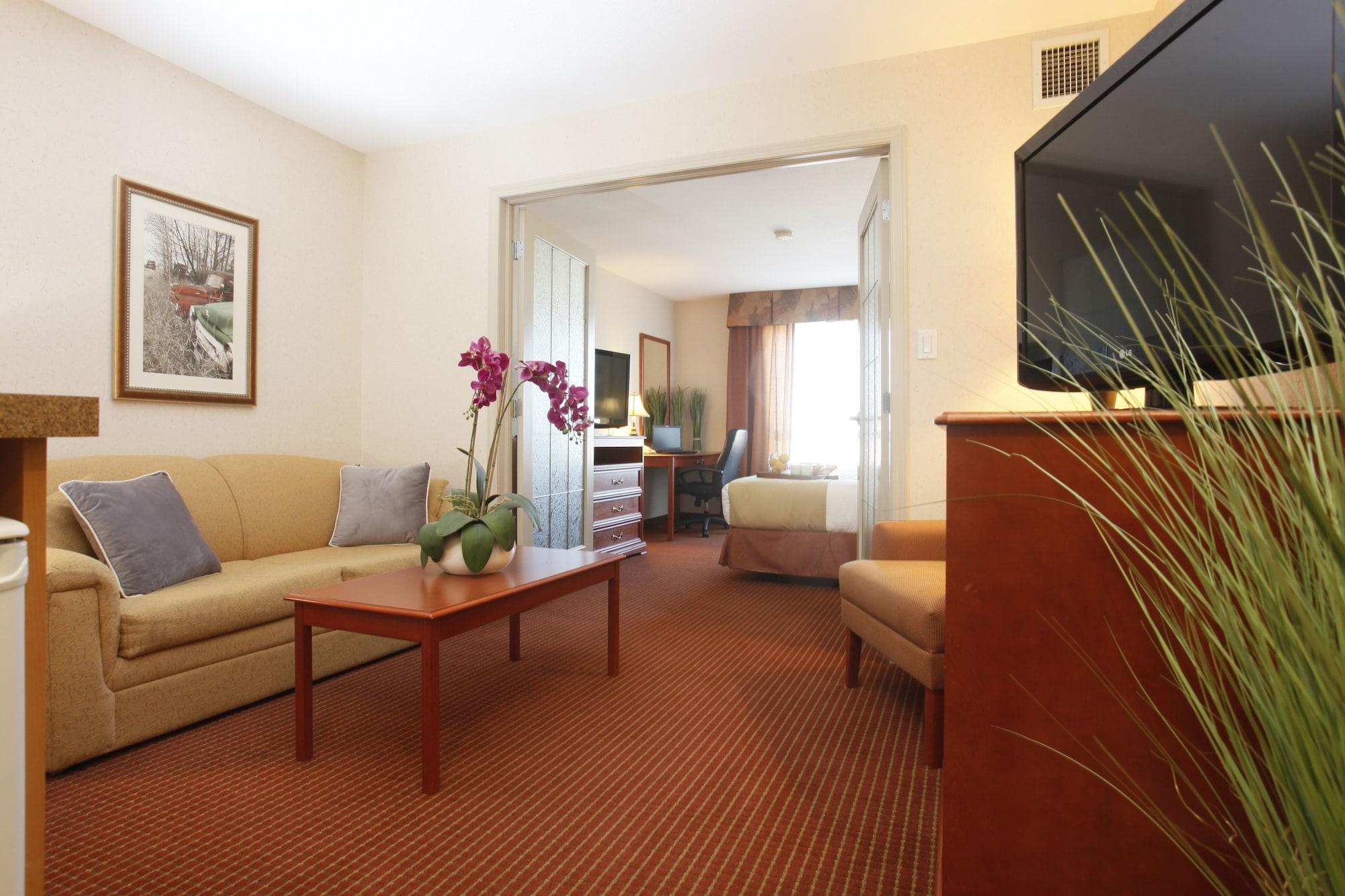 Stonebridge Hotel Dawson Creek Extérieur photo