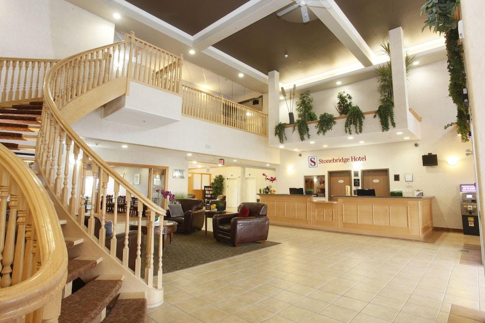 Stonebridge Hotel Dawson Creek Extérieur photo