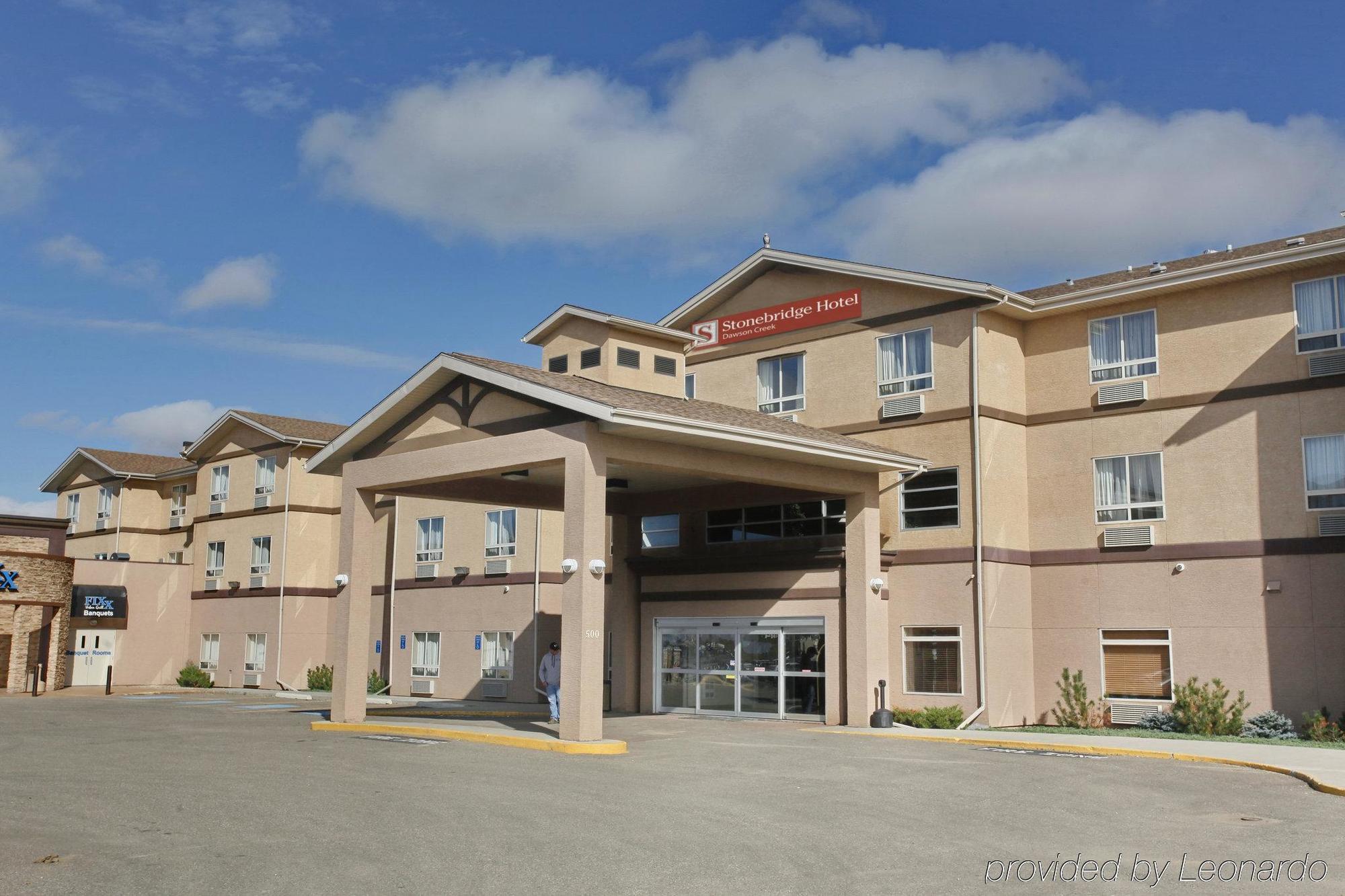 Stonebridge Hotel Dawson Creek Extérieur photo